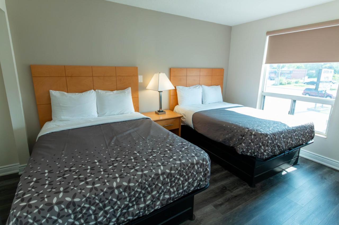 Borden Inn And Suites Angus Экстерьер фото